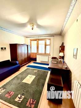 Дом 250м², 3-этажный, участок 10 сот.  