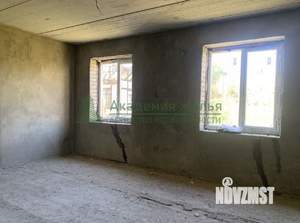 Дом 270м&sup2;, 2-этажный, участок 10 сот.  