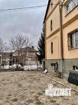 Коттедж 190м², 3-этажный, участок 10 сот.  
