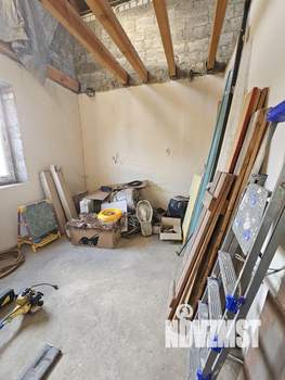 Дом 180м&sup2;, 2-этажный, участок 10 сот.  