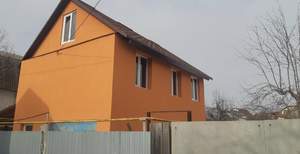 Дом 70м&sup2;, 2-этажный, участок 5 сот.  