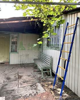 Дом 30м&sup2;, 1-этажный, участок 10 сот.  