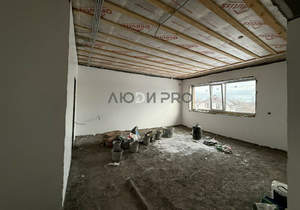 Дом 168м&sup2;, 1-этажный, участок 4 сот.  