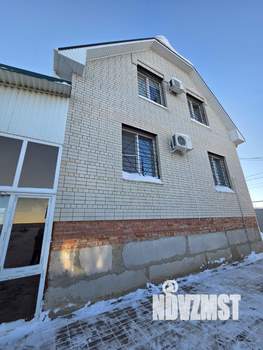 Коттедж 360м&sup2;, 2-этажный, участок 10 сот.  