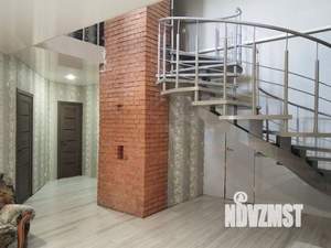 Дом 174м², 2-этажный, участок 2 сот.  