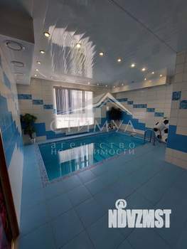 Коттедж 429м&sup2;, 2-этажный, участок 10 сот.  