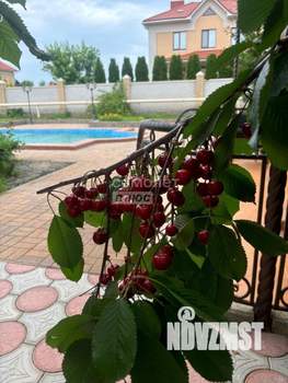 Коттедж 400м², 3-этажный, участок 10 сот.  