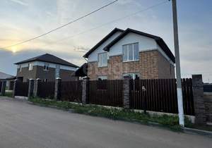 Дом 230м², 2-этажный, участок 8 сот.  