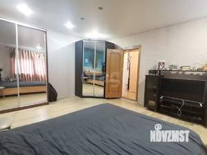 Дом 203м&sup2;, 3-этажный, участок 7 сот.  