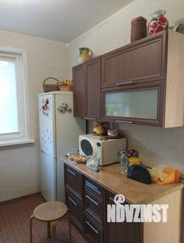 Дом 53м&sup2;, 2-этажный, участок 6 сот.  