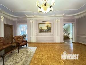 Дом 371м², 3-этажный, участок 10 сот.  