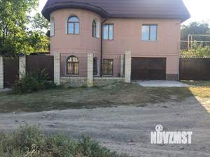 Коттедж 350м², 2-этажный, участок 11 сот.  