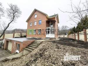 Дом 390м², 3-этажный, участок 11 сот.  