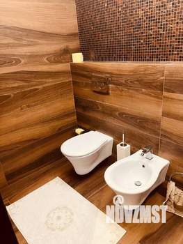 Дом 450м², 4-этажный, участок 8 сот.  