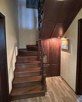 Дом 150м², 2-этажный, участок 10 сот.  