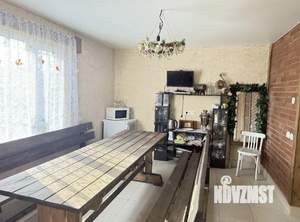 Дом 130м&sup2;, 2-этажный, участок 8 сот.  