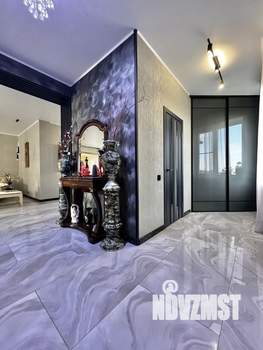 Коттедж 270м², 2-этажный, участок 10 сот.  