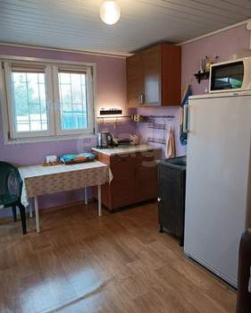 Дом 18м&sup2;, 2-этажный, участок 7 сот.  