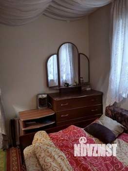 Дом 40м&sup2;, 2-этажный, участок 5 сот.  