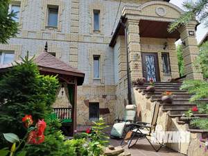 Коттедж 341м&sup2;, 2-этажный, участок 11 сот.  