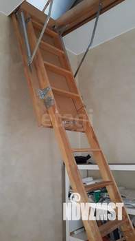 Дом 184м², 3-этажный, участок 4 сот.  