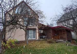 Дом 93м², 3-этажный, участок 7 сот.  