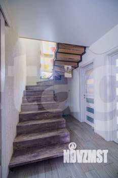 Дом 207м&sup2;, 3-этажный, участок 4 сот.  