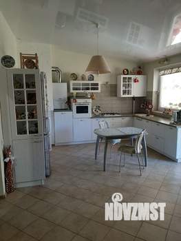 Коттедж 145м&sup2;, 1-этажный, участок 5 сот.  