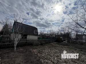 Дом 20м&sup2;, 2-этажный, участок 4 сот.  