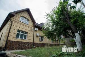 Коттедж 700м², 2-этажный, участок 12 сот.  