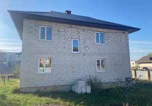 Дом 160м², 2-этажный, участок 10 сот.  