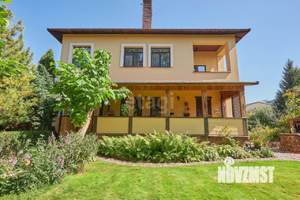 Дом 368м&sup2;, 2-этажный, участок 17 сот.  