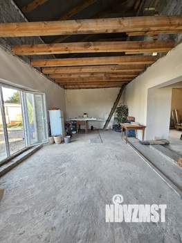 Дом 180м&sup2;, 2-этажный, участок 10 сот.  