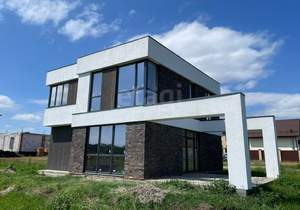 Дом 165м², 2-этажный, участок 10 сот.  