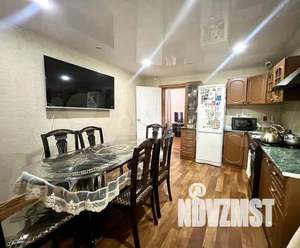 Дом 128м², 2-этажный, участок 3 сот.  