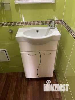 Дом 80м&sup2;, 2-этажный, участок 7 сот.  