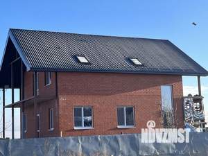 Коттедж 240м&sup2;, 3-этажный, участок 21 сот.  