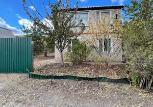 Дом 52м&sup2;, 2-этажный, участок 6 сот.  