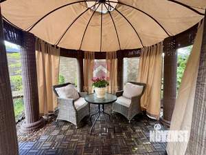 Дом 450м&sup2;, 3-этажный, участок 6 сот.  