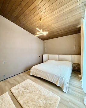 Дом 154м&sup2;, 1-этажный, участок 8 сот.  