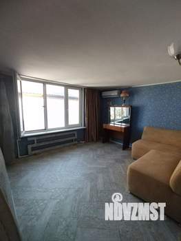 Дом 81м&sup2;, 2-этажный, участок 6 сот.  