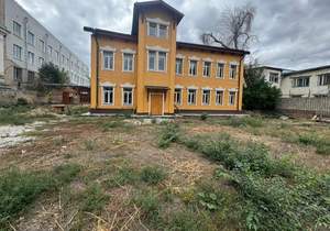 Дом 341м², 3-этажный, участок 9 сот.  