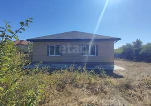 Дом 100м&sup2;, 1-этажный, участок 8 сот.  