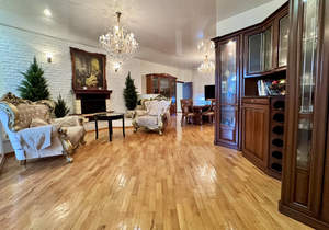 Дом 450м², 3-этажный, участок 6 сот.  