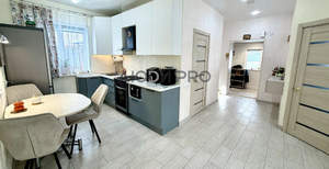 Дом 100м&sup2;, 2-этажный, участок 3 сот.  