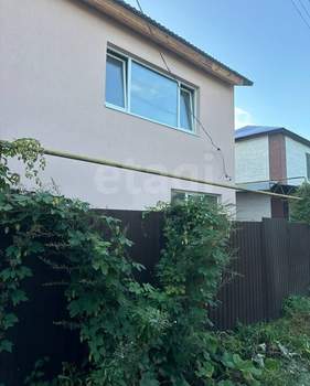 Дом 270м&sup2;, 2-этажный, участок 9 сот.  