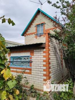 Дом 37м&sup2;, 2-этажный, участок 8 сот.  