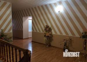 Коттедж 343м², 2-этажный, участок 25 сот.  