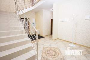 Дом 396м&sup2;, 2-этажный, участок 8 сот.  