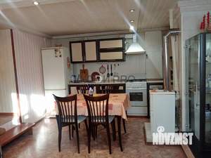 Дом 60м&sup2;, 2-этажный, участок 3 сот.  